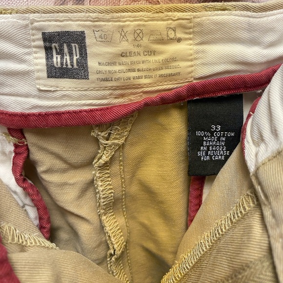 GAP Khaki Shorts Vintage Chino Shorts Size 33 Waist - Picture 8 of 8